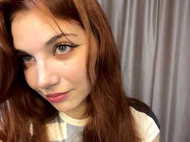 MyrleLinnan webcam