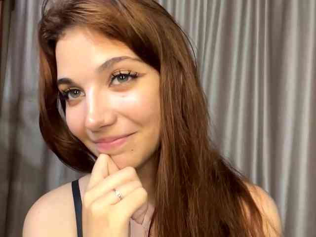 MyrleLinnan webcam