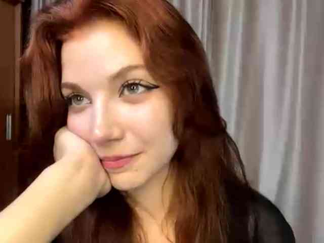 MyrleLinnan webcam