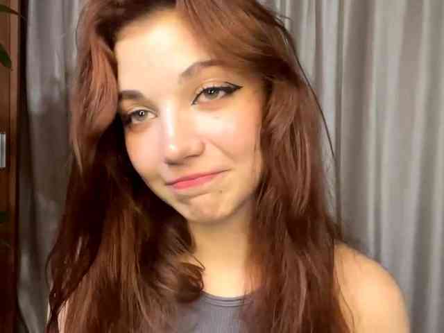 MyrleLinnan webcam