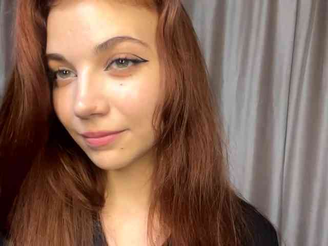 MyrleLinnan webcam