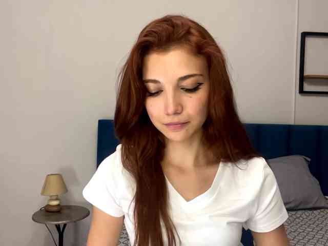 MyrleLinnan webcam