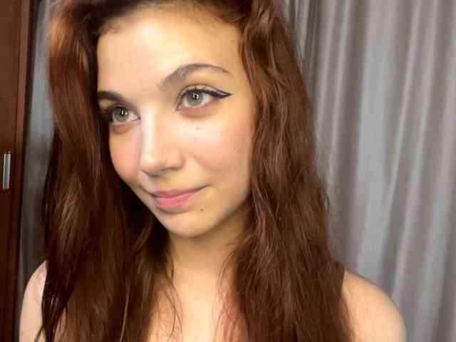 MyrleLinnan webcam