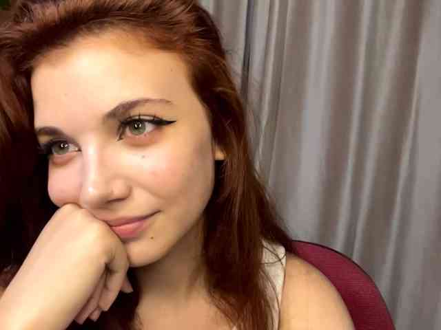 MyrleLinnan webcam