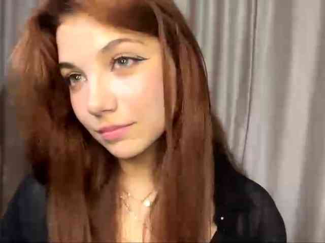 MyrleLinnan webcam