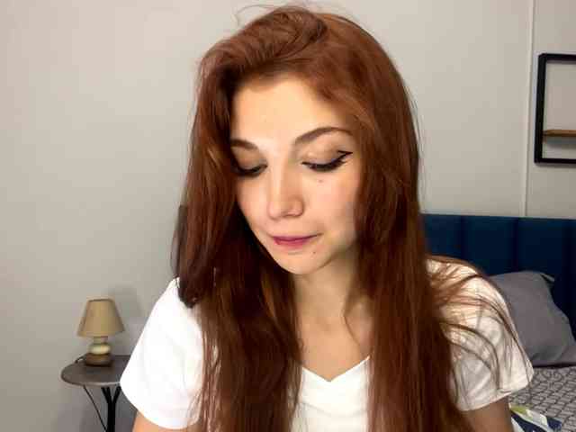 MyrleLinnan webcam