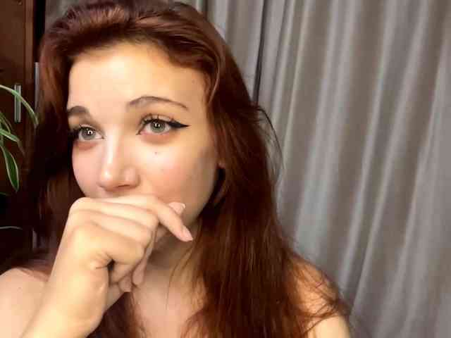 MyrleLinnan webcam