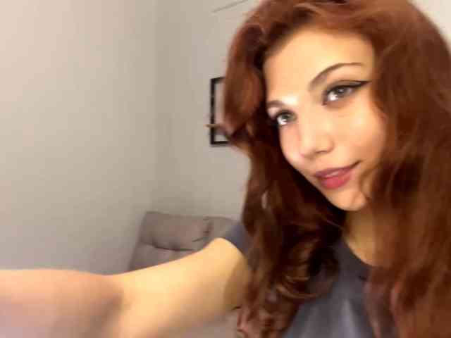 MyrleLinnan webcam