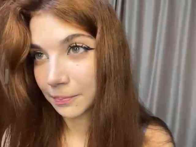 MyrleLinnan webcam