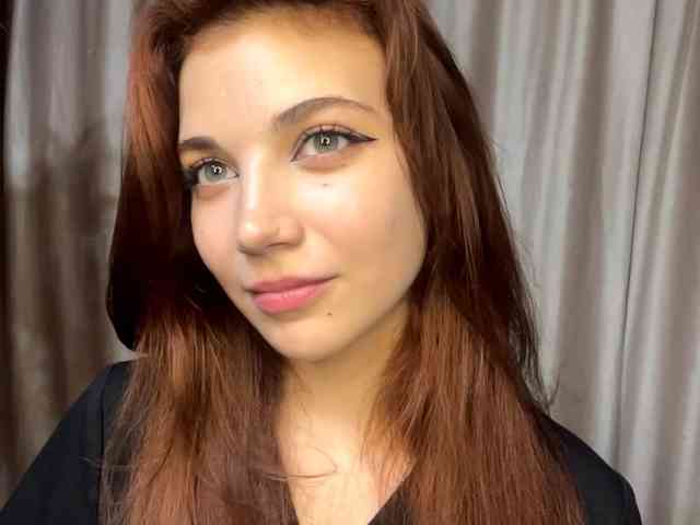 MyrleLinnan webcam