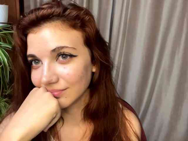 MyrleLinnan webcam