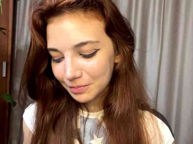 MyrleLinnan webcam