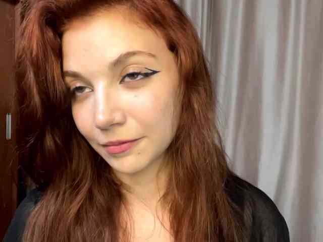 MyrleLinnan webcam