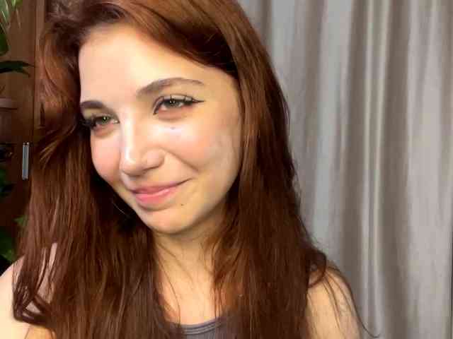 MyrleLinnan webcam