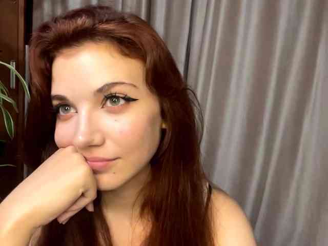 MyrleLinnan webcam