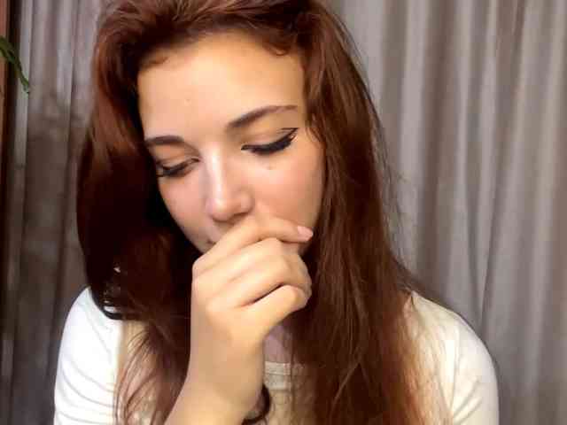 MyrleLinnan webcam