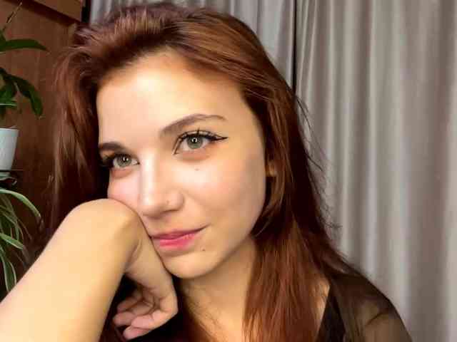 MyrleLinnan webcam
