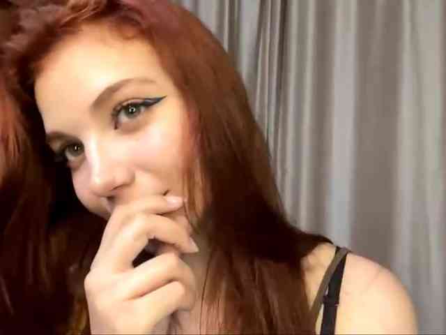 MyrleLinnan webcam