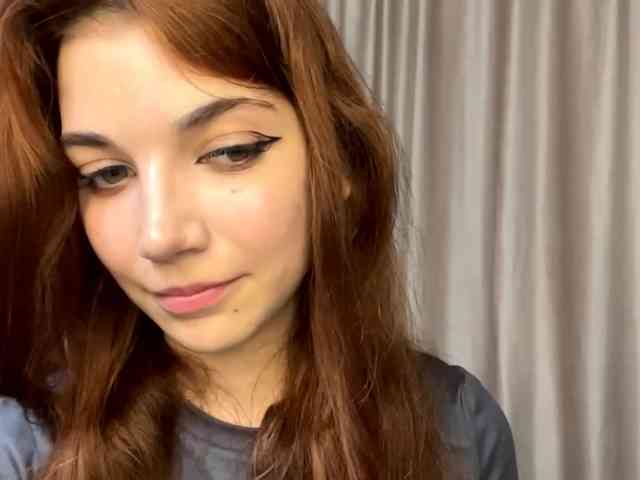 MyrleLinnan webcam