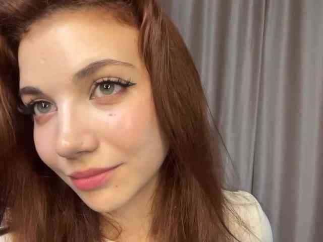 MyrleLinnan webcam