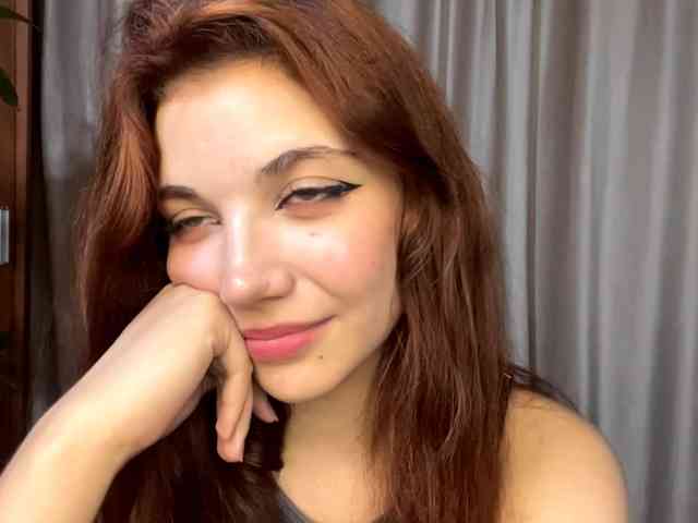 MyrleLinnan webcam