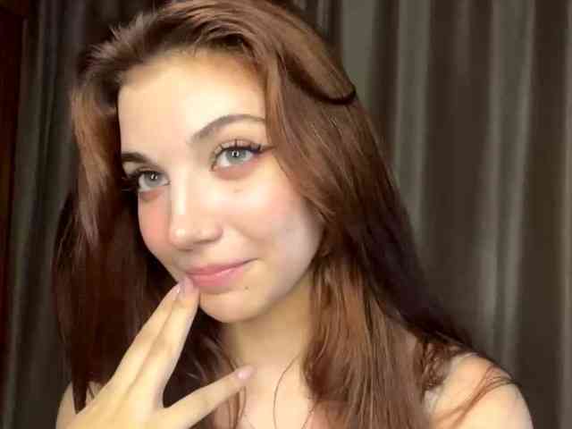 MyrleLinnan webcam