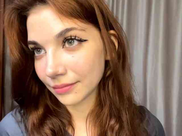 MyrleLinnan webcam
