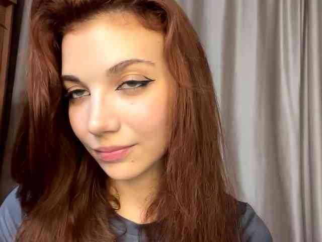MyrleLinnan webcam