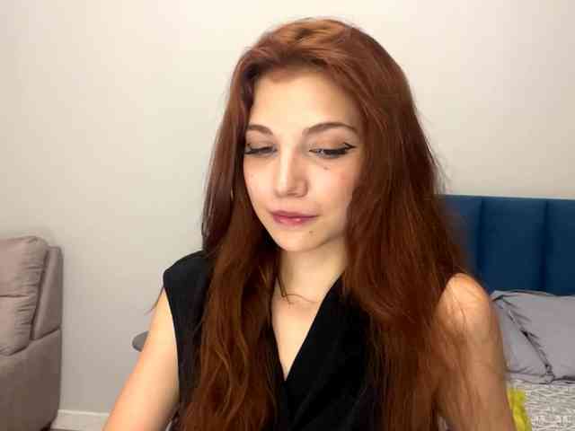 MyrleLinnan webcam