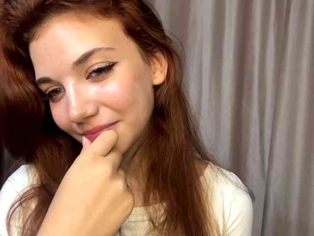 MyrleLinnan webcam
