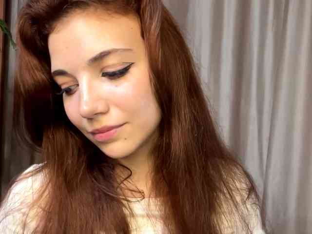 MyrleLinnan webcam