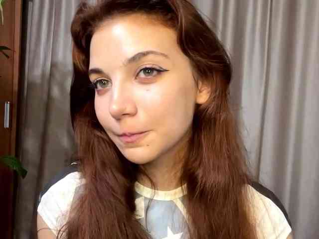 MyrleLinnan webcam