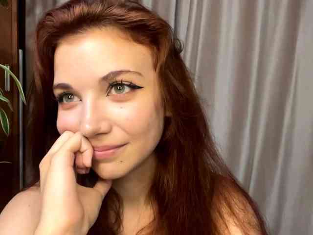 MyrleLinnan webcam