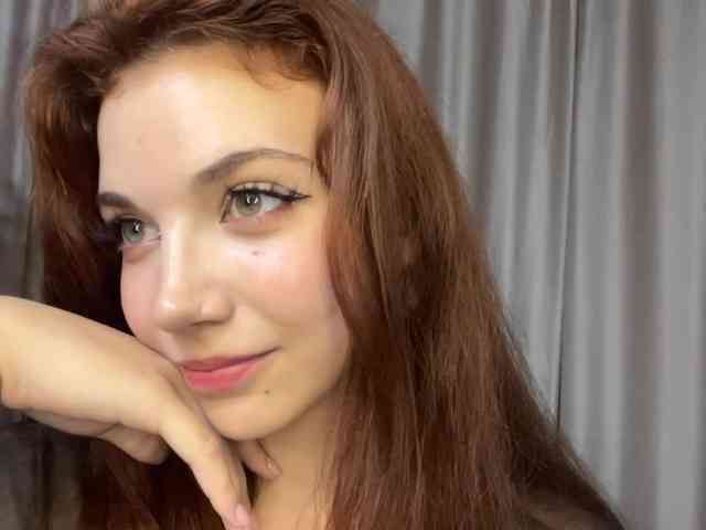 MyrleLinnan webcam