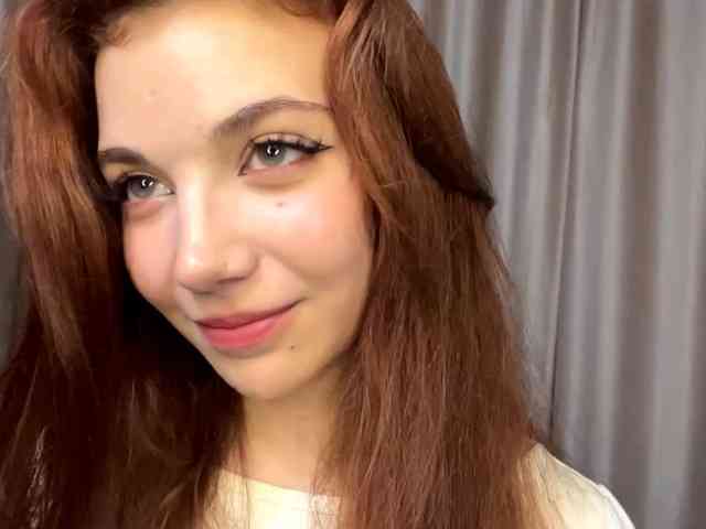 MyrleLinnan webcam