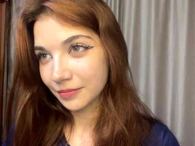 MyrleLinnan webcam