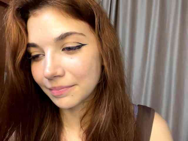 MyrleLinnan webcam