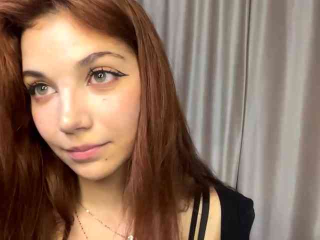 MyrleLinnan webcam