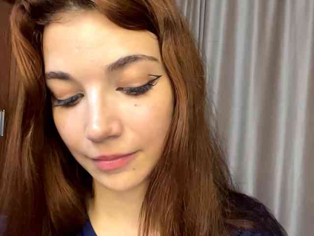MyrleLinnan webcam