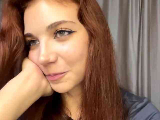 MyrleLinnan webcam