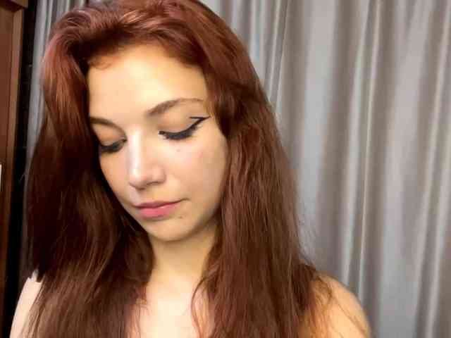 MyrleLinnan webcam