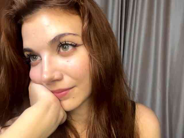 MyrleLinnan webcam