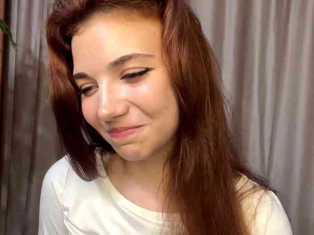 MyrleLinnan webcam