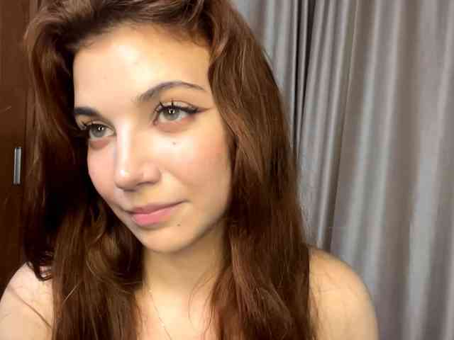 MyrleLinnan webcam
