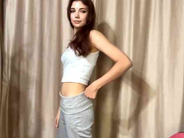 MyrleLinnan webcam
