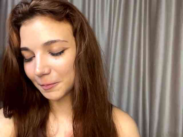 MyrleLinnan webcam