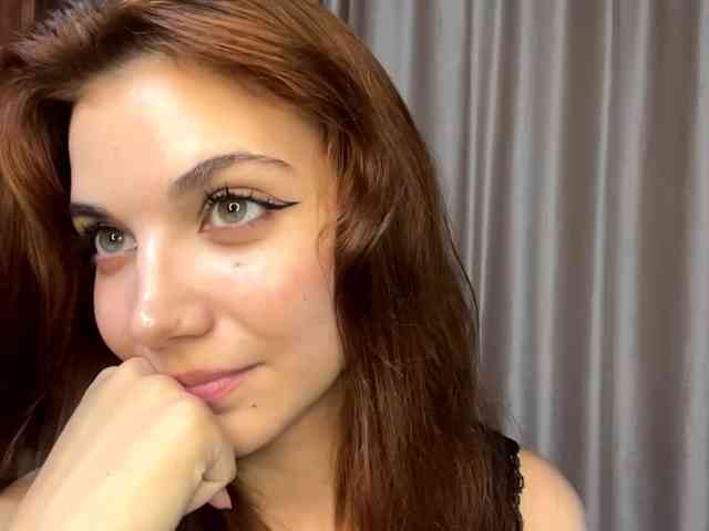 MyrleLinnan webcam