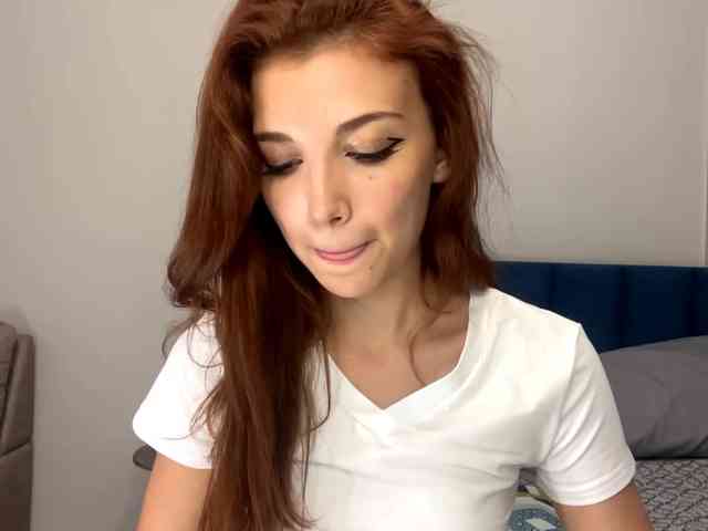 MyrleLinnan webcam