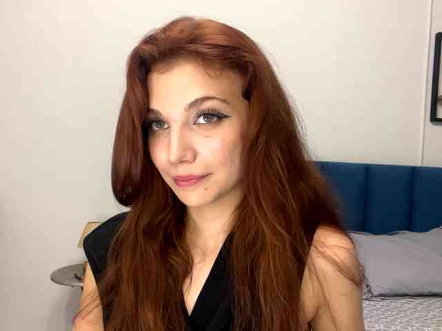 MyrleLinnan webcam