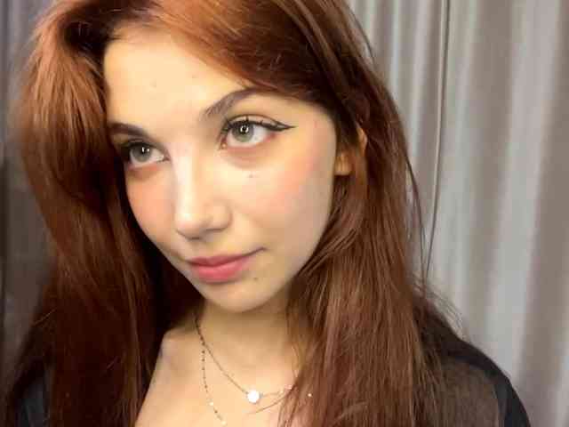 MyrleLinnan webcam